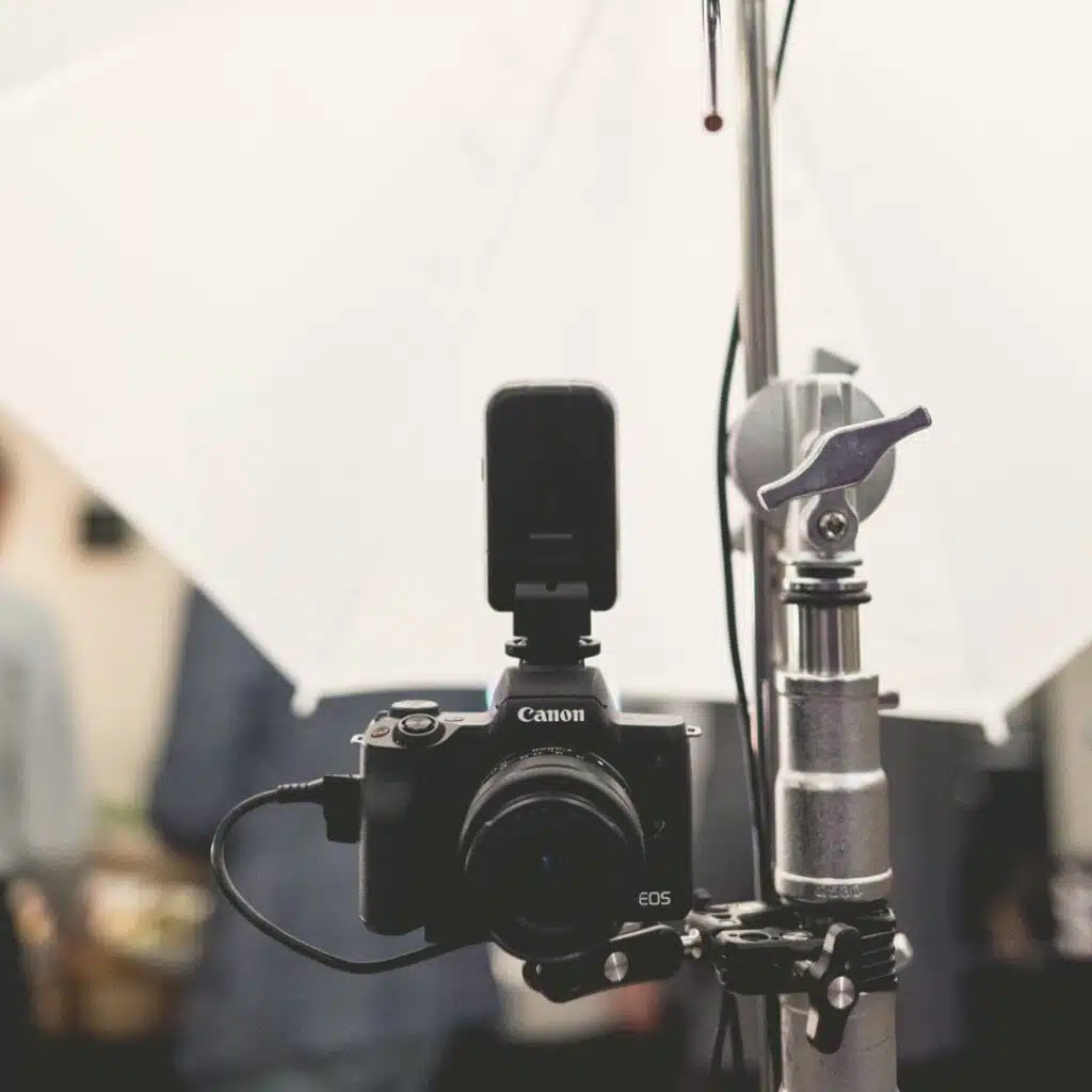 Nusifil Studio Booth — camera foto în setup de studio