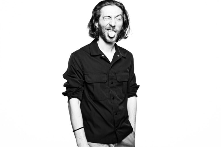 Nusifil Studio - The Black & White Foto Experience