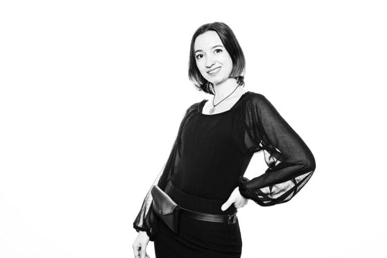 Nusifil Studio - The Black & White Foto Experience